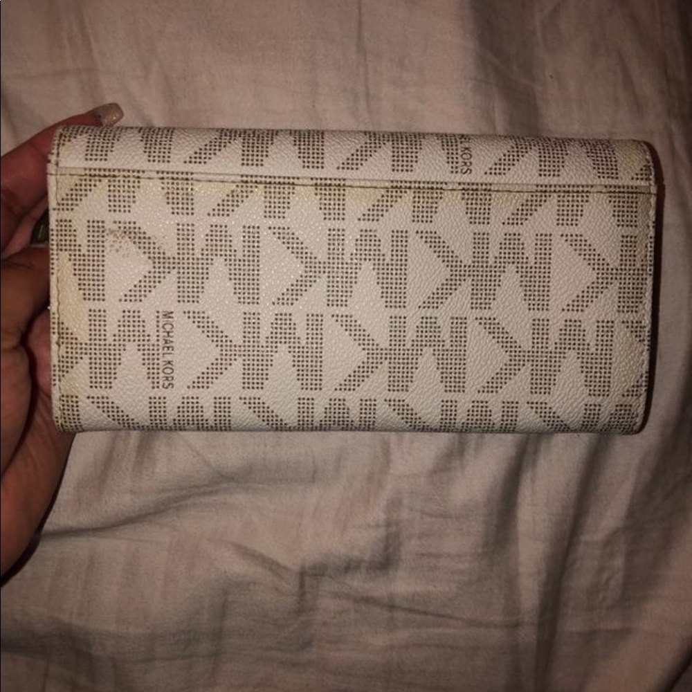 Wallet - Picture 3 of 3